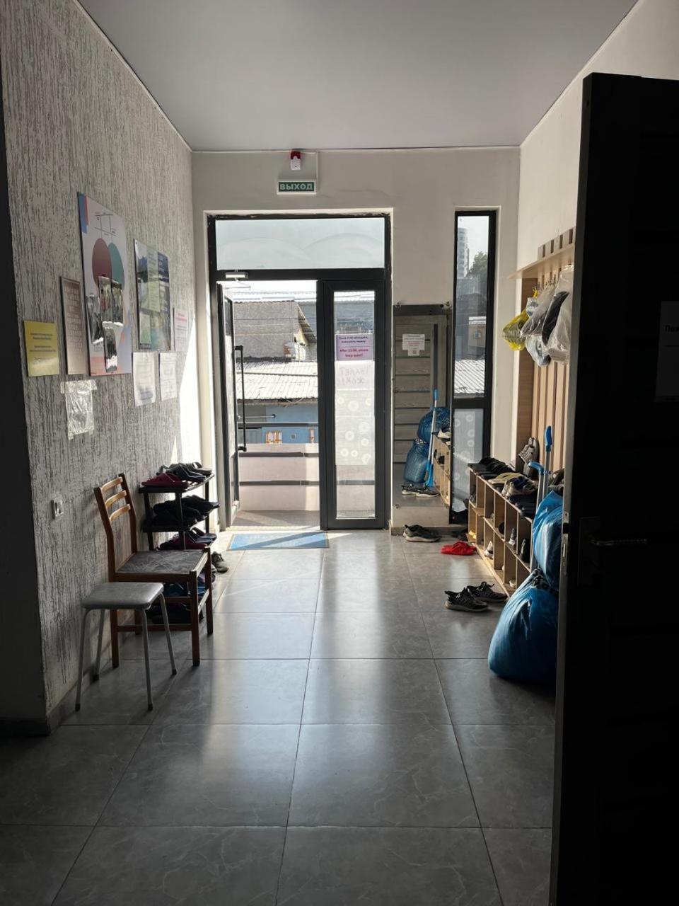Tastaq Hostel Almaty Exteriér fotografie